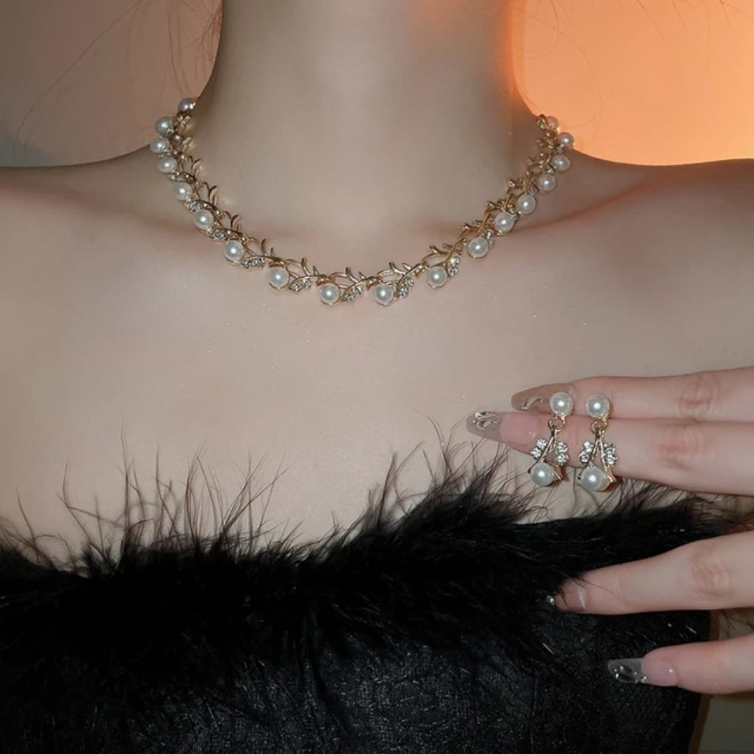 Elegant Faux Pearl Rhinestone Set