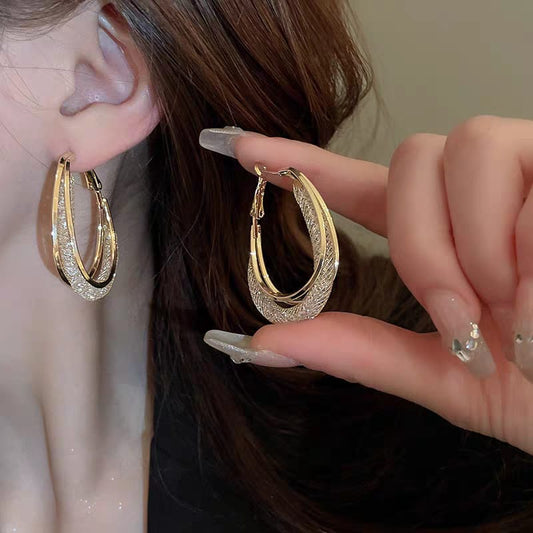 Oval Curved Earrings