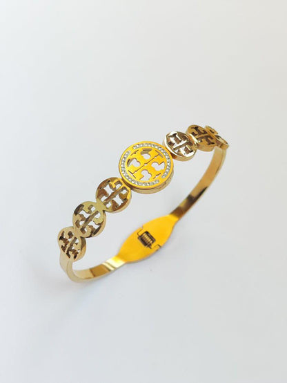 Tory Burch Bracelet – Elegant & Timeless Design