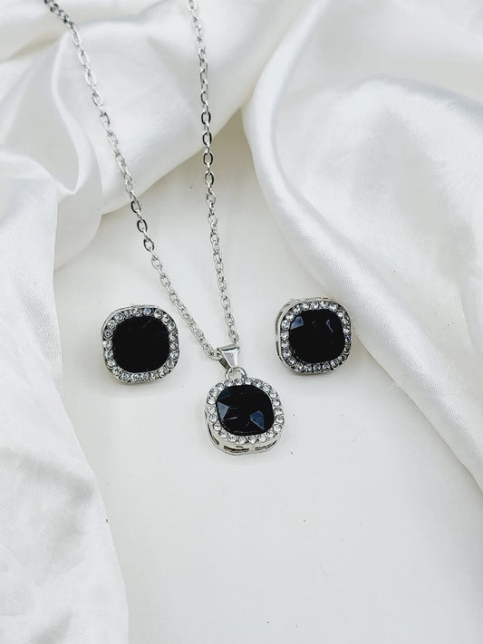 Luxury Pendant Set